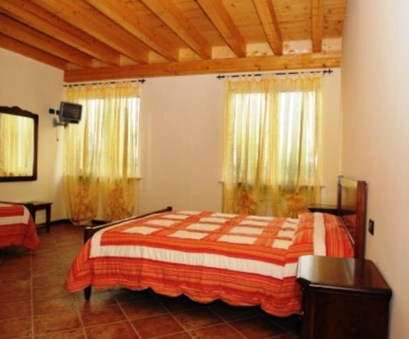 Agriturismo Parco Del Chiese Bedizzole Phòng bức ảnh