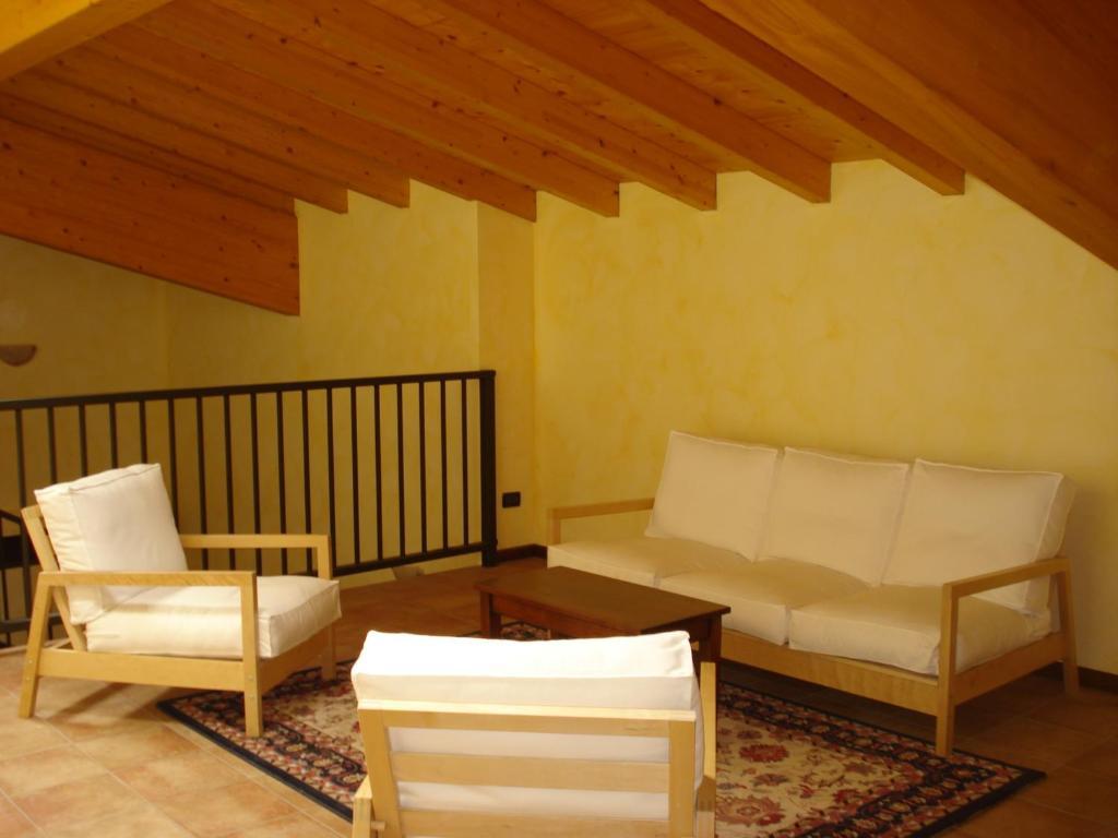 Agriturismo Parco Del Chiese Bedizzole Ngoại thất bức ảnh