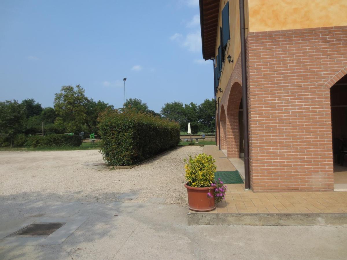Agriturismo Parco Del Chiese Bedizzole Ngoại thất bức ảnh
